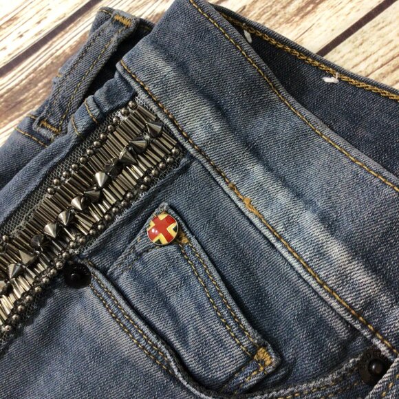 Hudson Luna Crop Super Skinny Embellished Jeans - Picture 4 of 13